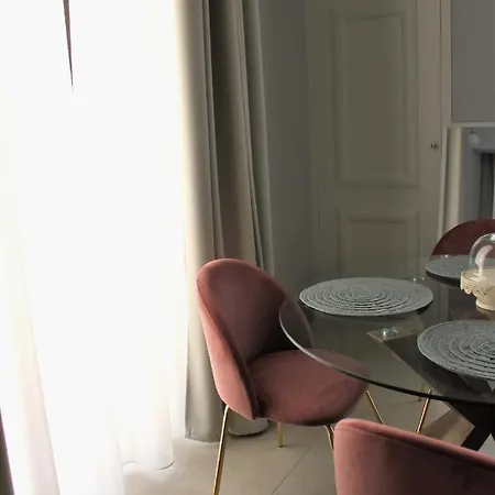 Palazzo Sul Corso-charming Appartaments Appartement *