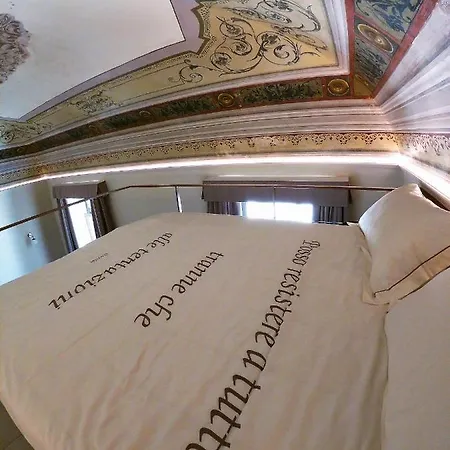 Palazzo Sul Corso-charming Appartaments