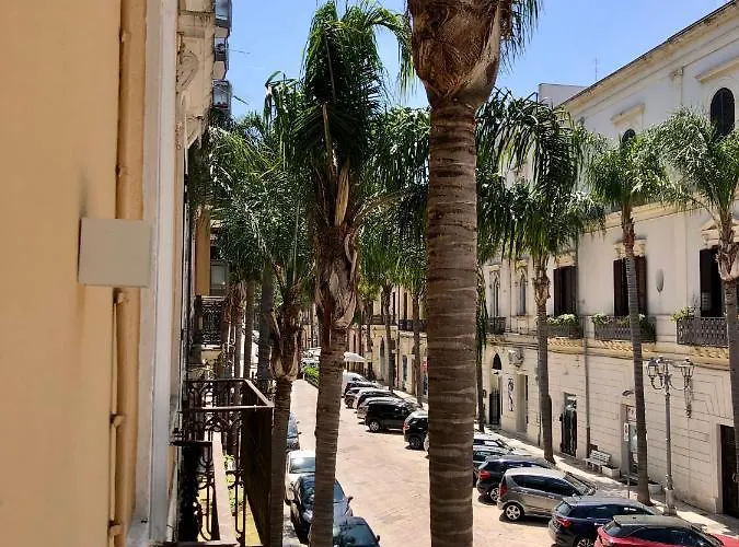 Palazzo Sul Corso-charming Appartaments דירה