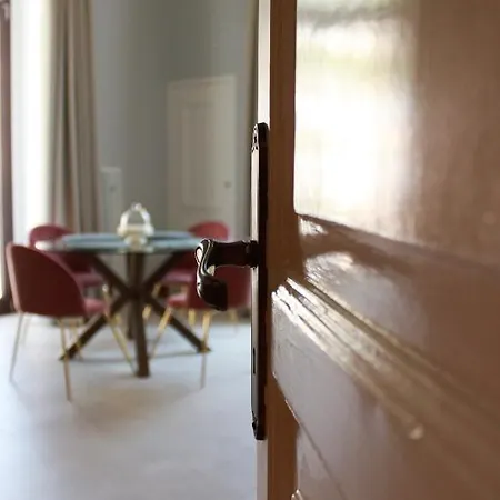 Apartment Palazzo Sul Corso-charming Appartaments *