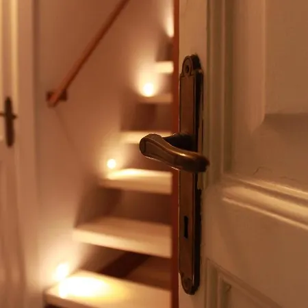 Palazzo Sul Corso-charming Appartaments 公寓