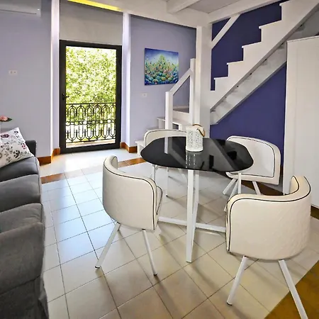 Palazzo Sul Corso-charming Appartaments Bríndisi